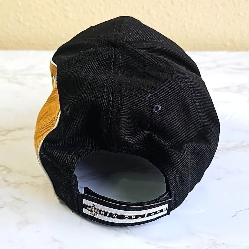 REEBOK New Orleans Saints Hat.